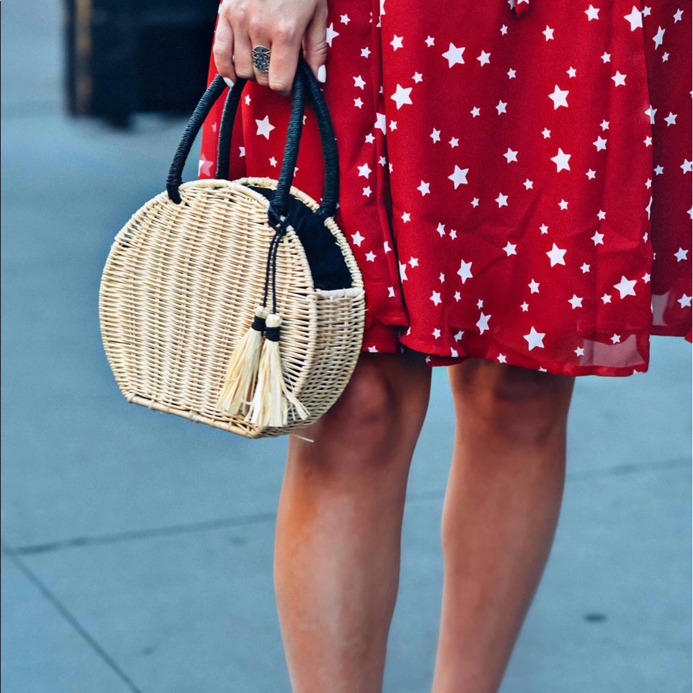 Circle Straw Crossbody Gem